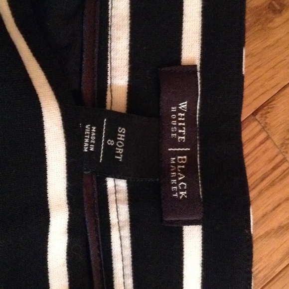 WHITE HOUSE BLACK MARKET Shorts NWOT - Picture 2 of 7